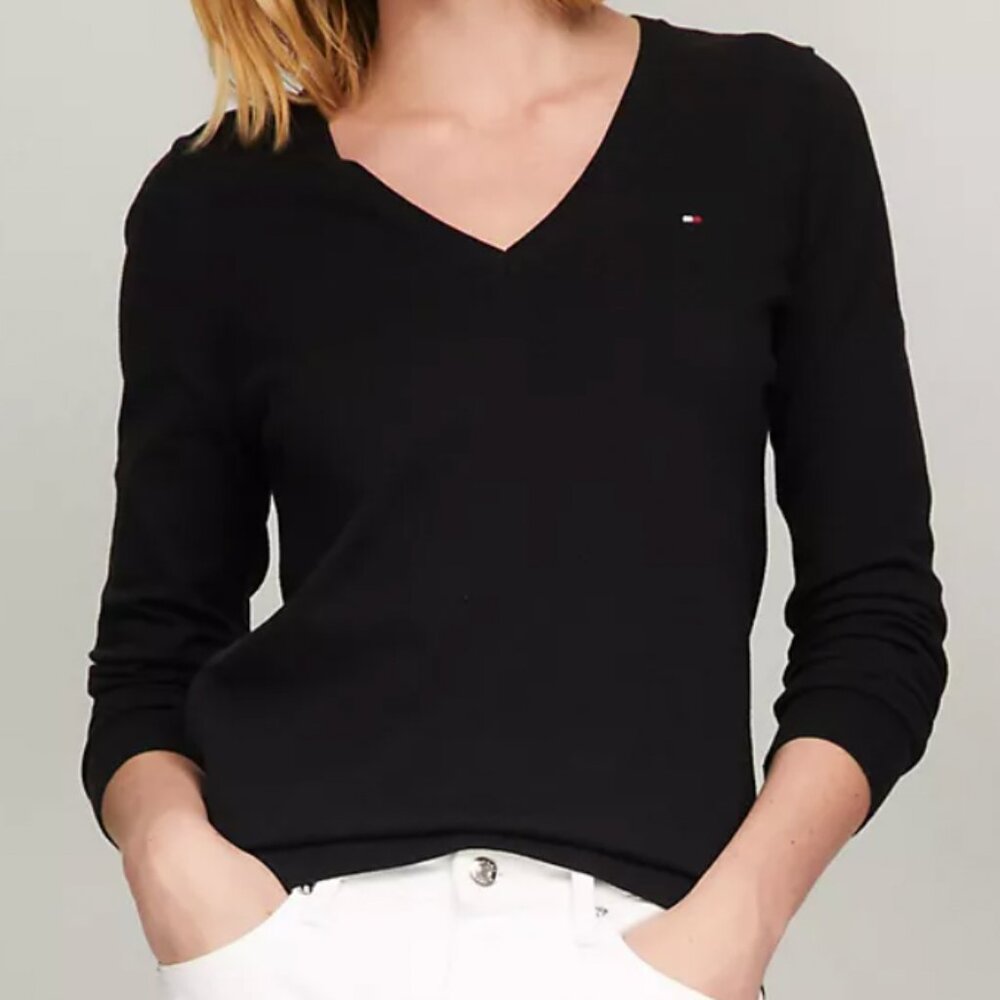 Tommy Hilfiger Black Solid V-Neck Sweater